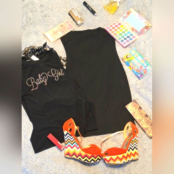 Beautiful 2-piece black mesh dress size Medium - Picture 3 of 4